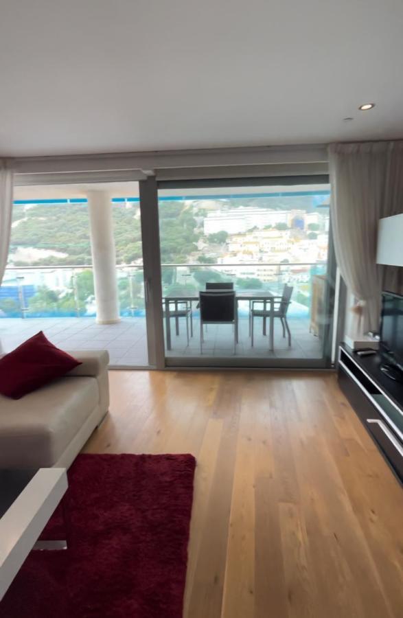 Ocean Village Luxury 2 Bed 2 Bath Apartment - Amazing Views - Pools And Jacuzzis Gibraltar Eksteriør bilde
