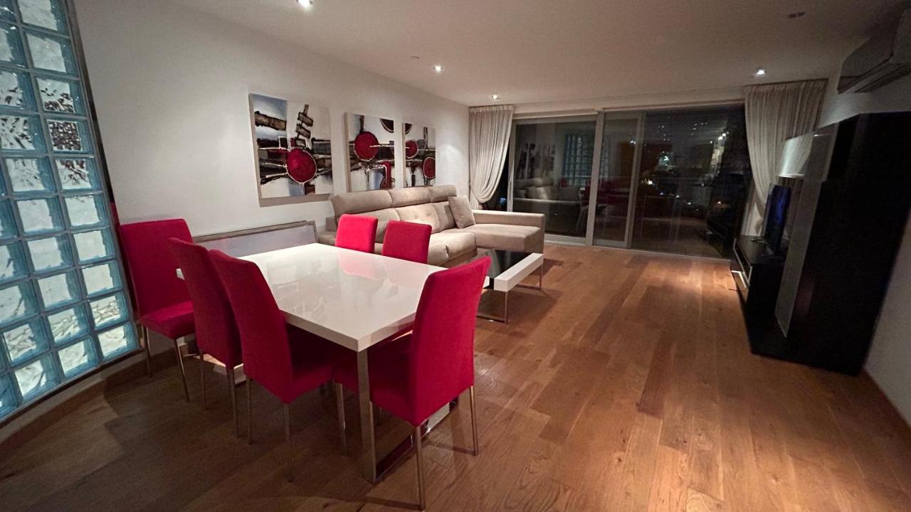 Ocean Village Luxury 2 Bed 2 Bath Apartment - Amazing Views - Pools And Jacuzzis Gibraltar Eksteriør bilde