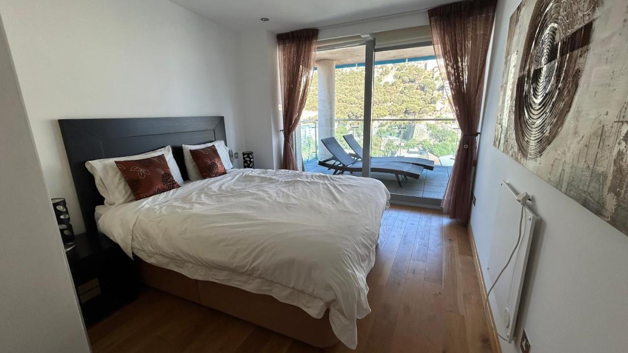 Ocean Village Luxury 2 Bed 2 Bath Apartment - Amazing Views - Pools And Jacuzzis Gibraltar Eksteriør bilde