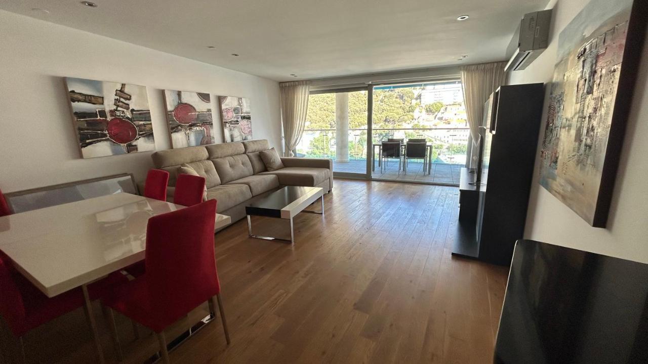 Ocean Village Luxury 2 Bed 2 Bath Apartment - Amazing Views - Pools And Jacuzzis Gibraltar Eksteriør bilde
