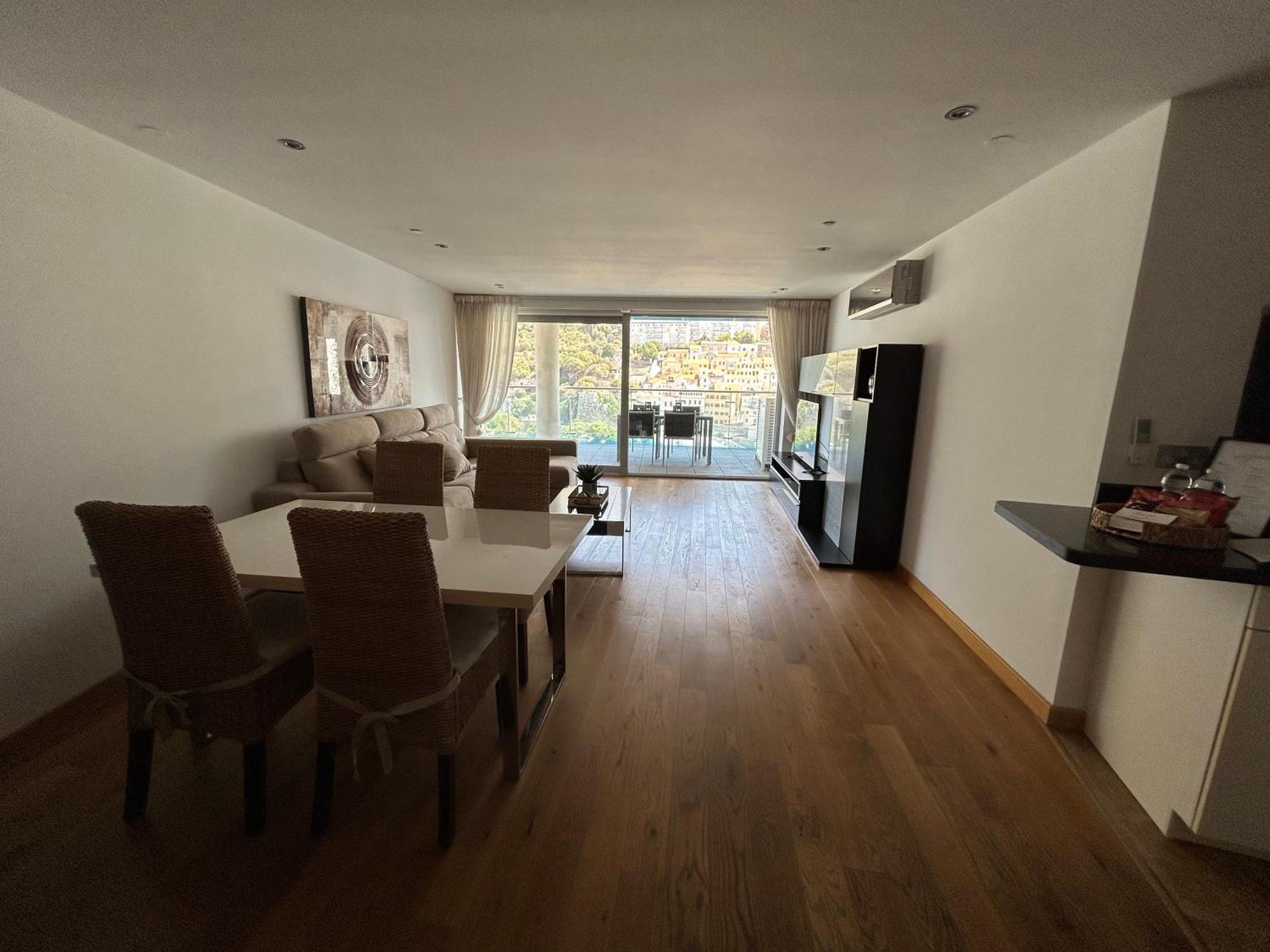 Ocean Village Luxury 2 Bed 2 Bath Apartment - Amazing Views - Pools And Jacuzzis Gibraltar Eksteriør bilde