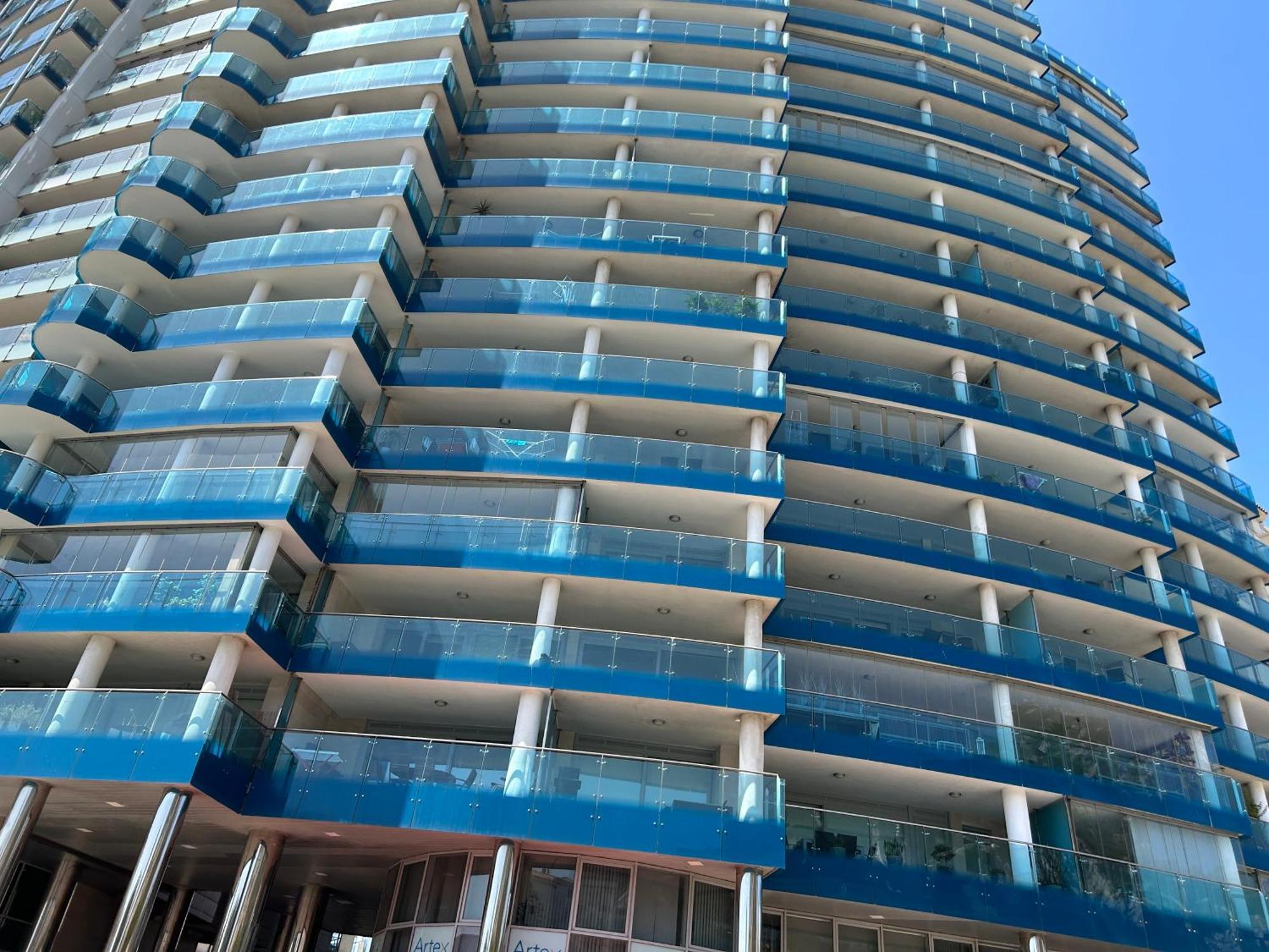 Ocean Village Luxury 2 Bed 2 Bath Apartment - Amazing Views - Pools And Jacuzzis Gibraltar Eksteriør bilde