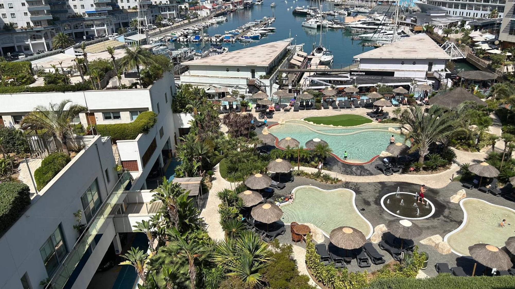 Ocean Village Luxury 2 Bed 2 Bath Apartment - Amazing Views - Pools And Jacuzzis Gibraltar Eksteriør bilde