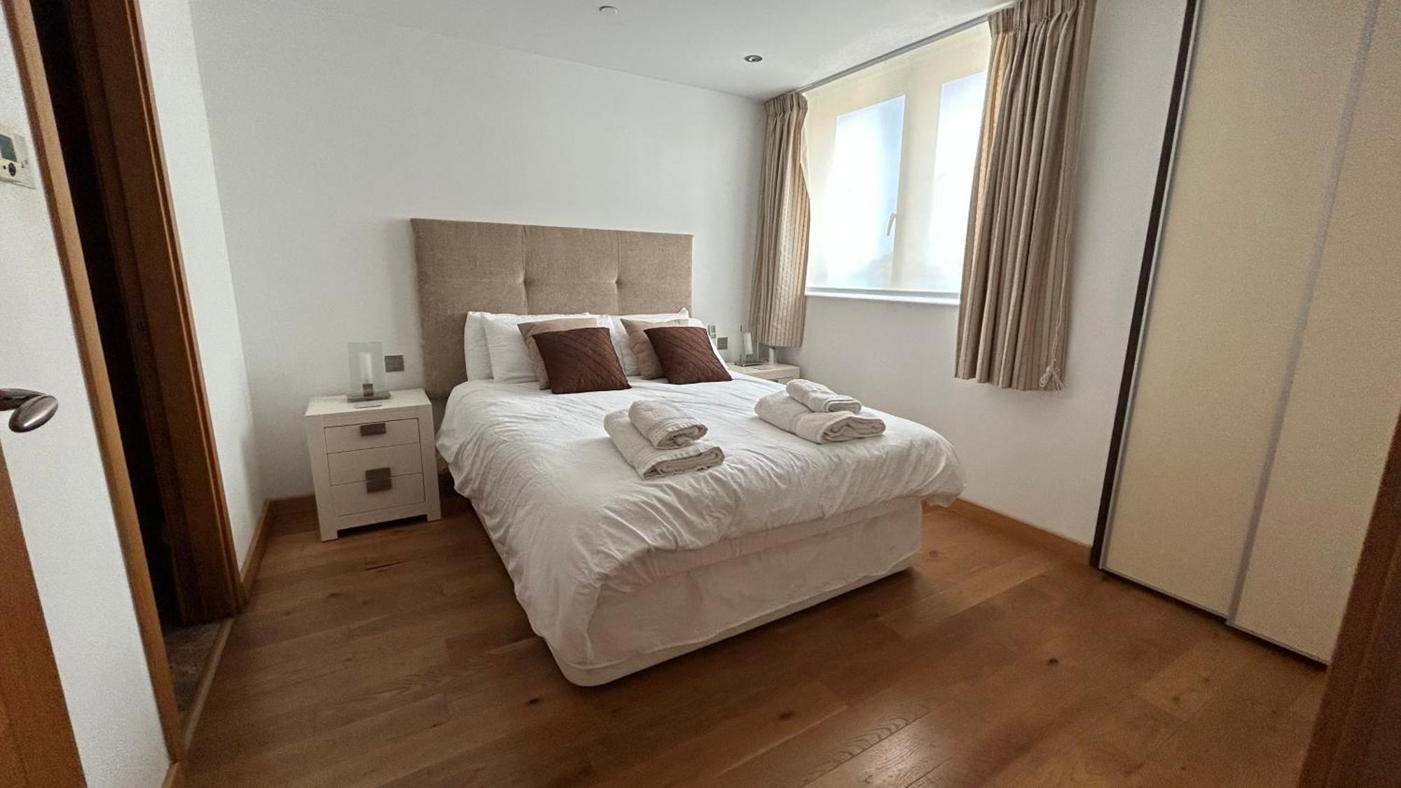Ocean Village Luxury 2 Bed 2 Bath Apartment - Amazing Views - Pools And Jacuzzis Gibraltar Eksteriør bilde